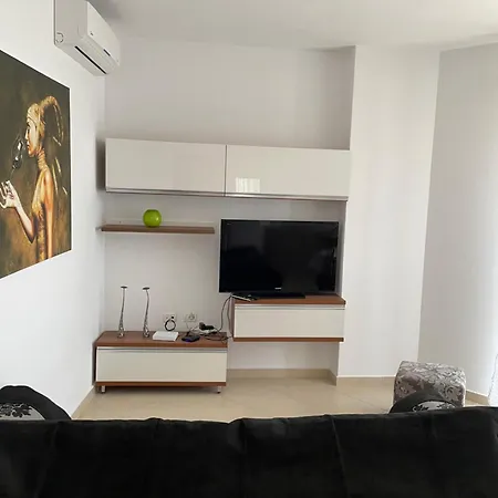 Apartment Tona Apartament Vlorë