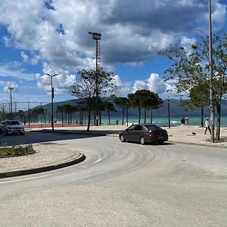 Tona Apartament Vlorë