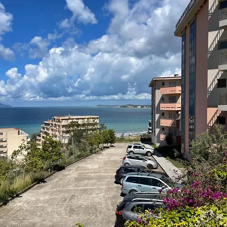 Tona Apartament Vlorë