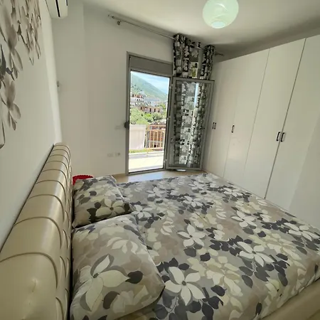 아파트 Tona Apartament